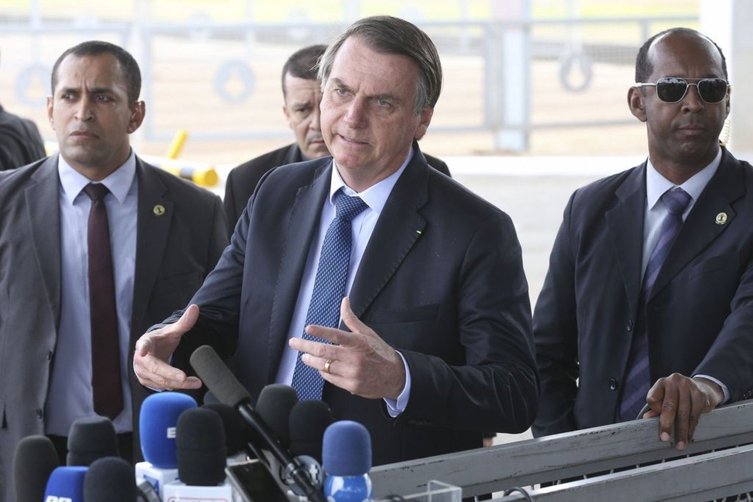 Bolsonaro confessa que pegou grava��o da portaria de seu condom�nio: �Antes que fosse adulterada� | ExpressoPB