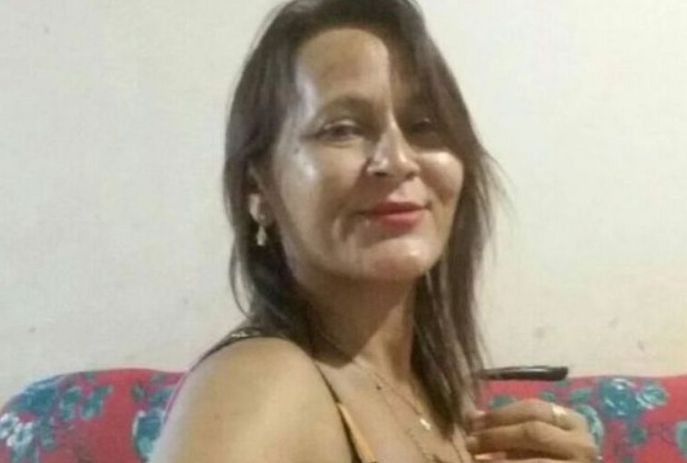 Expressopb Mulher é Morta Com Facadas No Pescoço Na Paraíba 0465