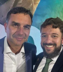 “Parando toda Campina Grande”, avisa aliado de Flávio Bolsonaro que antecipa agenda na Paraíba