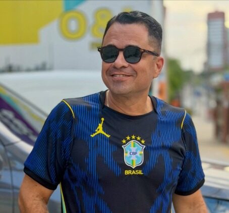 Pedrito abre mão da candidatura a deputado federal para apoiar Aguinaldo Ribeiro e deputado se compromete em apoiá-lo para prefeito de Cruz do Esp. Santo em 28